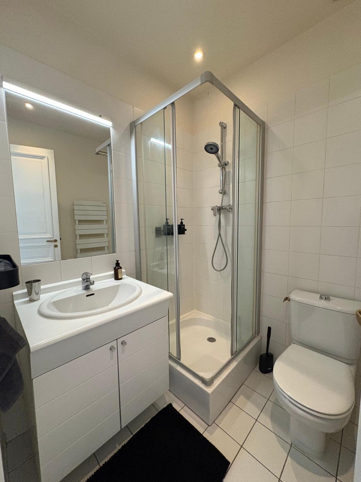 Appartement 140M2 Proche Des Champs Elysees Paris Luaran gambar